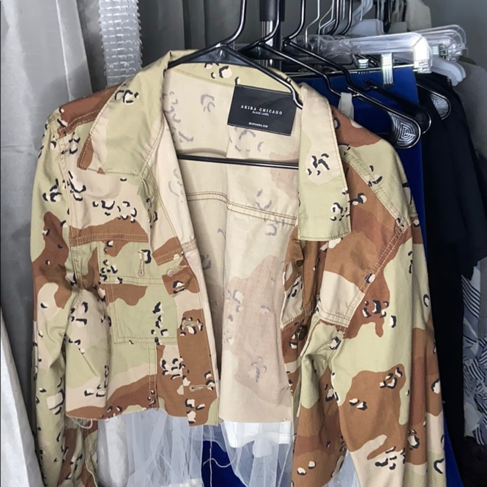 Cropped Camo Jacket